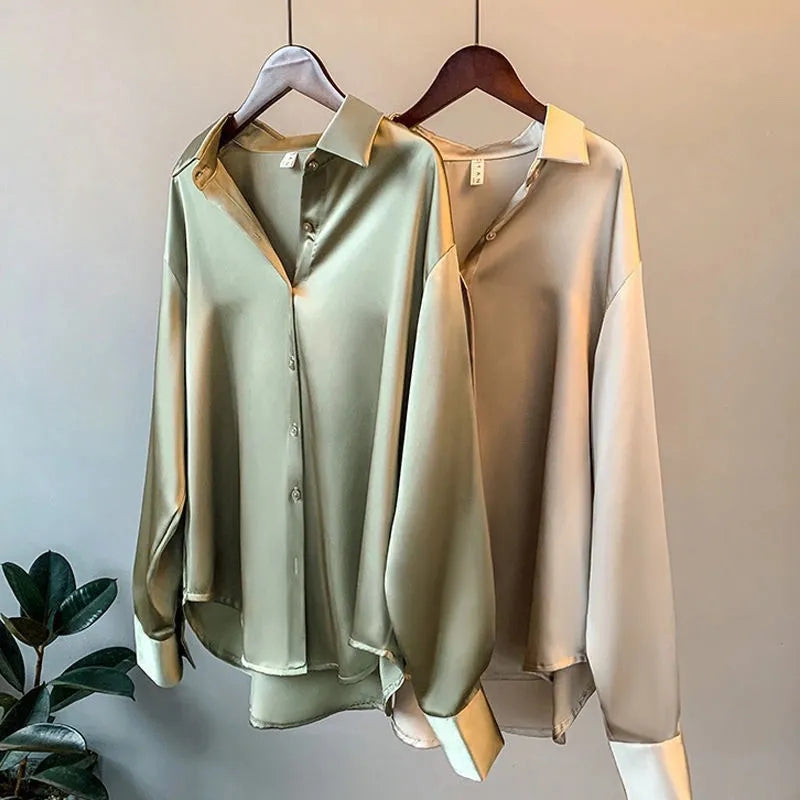 Amelia™ Satinblus för kvinnor
